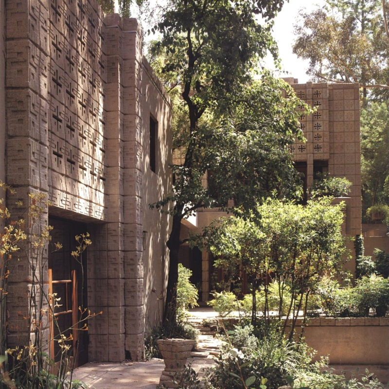 Designtel - Millard House, Frank Lloyd Wright